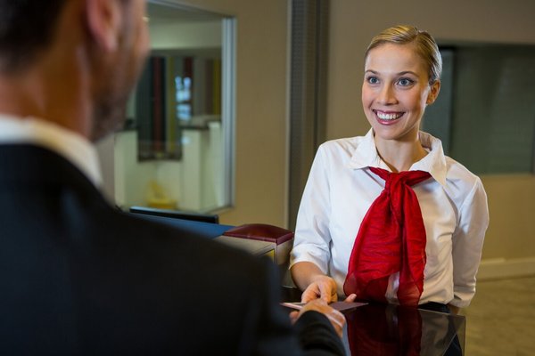 Quelles sont les fonctions d'une agence d'hôtesses d'accueil à Paris ?